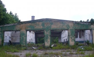 Служил в ПВО, Ступинский район, в/ч 52031 ("Доброта"),1980-82. Комплекс С-25 доживал последние деньки и уже речь шла о замене на С-300. Сейчас там все заброшено и разрушено.