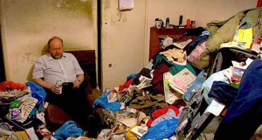 Где они всё это барахло берут?