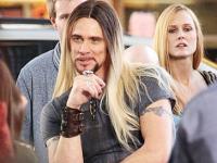 Вот необычный образ Джима Керри. А в посте самая обычная фотка)))