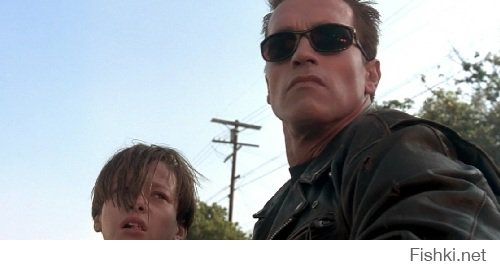 Арнольд всегда был и останется "бабником".Не смотря на то, что почти все фото тут постановочные, он и в жизни такой.Нет, я его лично не знаю конечно, просто нынче прочёл его афтобиографию (года два назад вышла).Там Шварц вполне себе откровенен в воспоминаниях.Чего только стоит его сын от горничной (долго объяснять - надо будет,сами нагуглите).И да, Шварцнегер - спасибо за детство!За те фильмы, засмотренные до дыр в 90-ые!