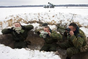 тот что справа задохнется первым