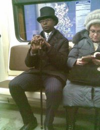 25 модников петербургского метро 