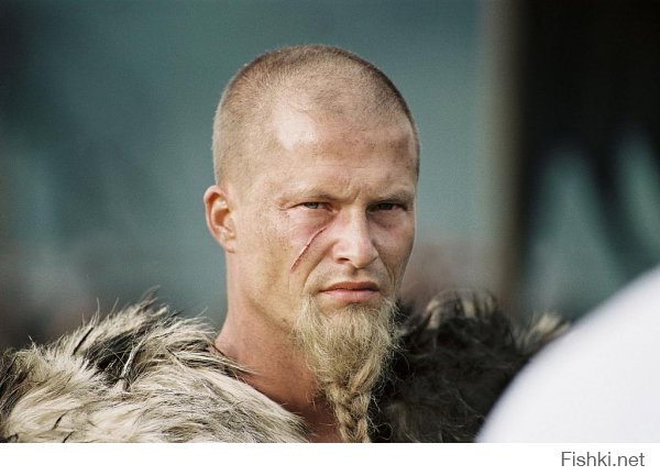 ПИШУ ПОД АККАУНТОМ МУЖА!
Лично я не любительница бород, хоть муж бреется раз в неделю-две. Но на большинстве фото автора сраные дрыщи-хипстеры, которые могут быть сексуальны лишь девочкам-недоделочкам "дом2/мтв-стайл". Борода кому идёт, кому нет, а мужская сексуальность/брутальность от бороды не зависит, если брать отдельно лицо.  В глазах, во взгляде всё. Ибо они зеркало души.

Примеры брутальных мужчин: