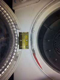 Я на работе директору так же предлагал экран от ноута приделать, он почему то отказался)) сказал что лучше в сервис снесет))