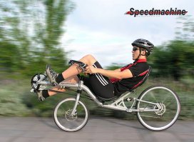 Лигерад — лежачий велосипед, позволяющий велосипедисту ехать полулёжа или лёжа на спине. 
Им уже фигова туча лет и они достоточно популярны в Германии. Можно запросто увидеть на улице и не является диковинкой. Они быстрее привычных великов, но и стоят в среднем 1000 евро.