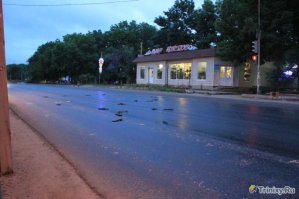 пффффф, взял битумом полили и все =D