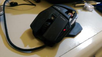 У меня как раз Mad Catz Cyborg. Только у меня более дешёвая "тройка", а не дорогая "семёрка", как на фото выше