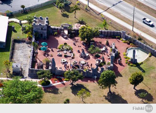 а как же коралловый замок во Флориде, который построил латыш в одиночку?