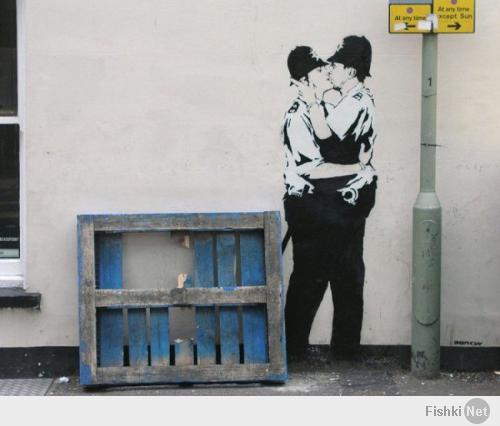 а кто придумывает названия работам? 
на мой взгляд этой правильнее *****асы