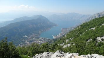 Если будете в Которе - обязательно надо залезть вот сюда: