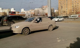 Вот от какой, цвет сухого асфальта!