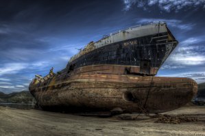 Медленно «умирающие» останки покинутых кораблей 