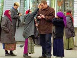 чего-то вы сегодня не такие разноцветные, как вы нагрузите мое зрение и введете меня в транс? вот вам все мои деньги - купите себе разноцветные шмотки!