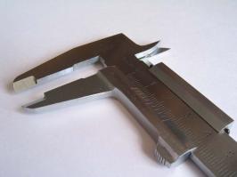 краями резьбу меряют