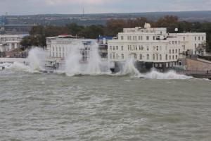 я сверху на это смотрел