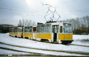 А это питерский трамвай, то же новейший из всего парка.
