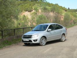 Я не хрена не понял патриотизм на фишках этого "Концепта" чем он лучше например той же Гранты лифтбек найдите 1000 отличий! Я еще не говорю про цену которая завышена и да не подскажите какие оценки получил Автоваз на EuroenCAP по безопасности? Отвечу нисколько! она в нем не участвует!