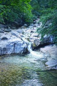 Лето 2013, Крым, подъем по Большому каньону. Красота там волшебная.