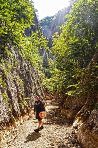 Лето 2013, Крым, подъем по Большому каньону. Красота там волшебная.
