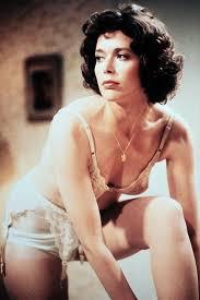 чем-то на Сильвию Кристель похожа