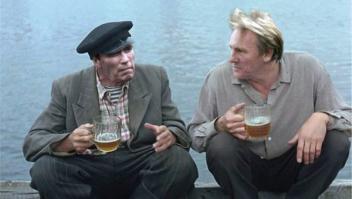 Не дождались они вечера, с утра пивасик употребляют. :)