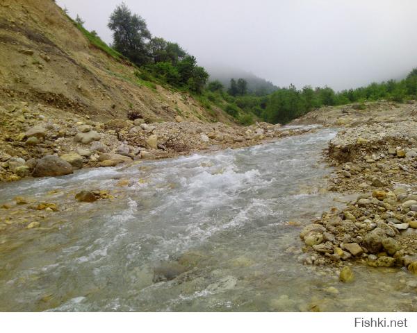 Норвегия это хорошо, но не стоит забывать, что у нас есть не менее живописные места.
Этим летом сам фоткал, шашлычки, природа, экстрим..... море впечатлений, в следующем году тоже поеду.