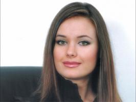 Вот видишь соединили т.н. "самых красивых женщин мира" и получили Оксанку Федорову