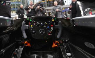 Безапастность пилота в F-1