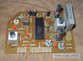 Вот эта плата - была второй покупкой после видака. Иначе только чернобелое изображение.