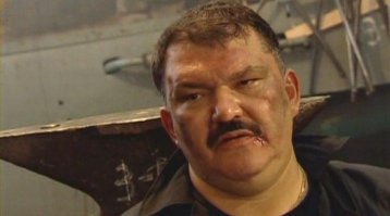 Это же "Вулкан" из сериала боец классный мужик! держись!!