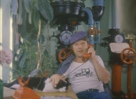 Надо барсику медальку дать...