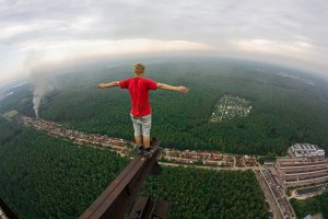 13 экстремальных селфи не для слабонервных 