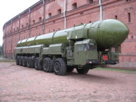 да ладно? скажите я не прав? )) кому то просто на руку скрывать подобную информацию.  противокорабельнык ракеты Х-35Э совместное производство украины и рф. у нее даже Главный конструктор Хохлов Георгий Иванович.  а самое главное на фото ниже