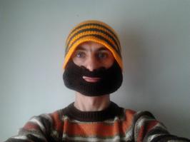 ага, купил в прошлом году две таких шапки, детей порадовать, вот что прислали: