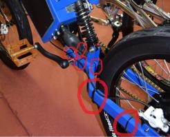 только-что заметил... это пластиковые хамуты???
ах-ха-ха... 230к рублей... ах-ха-ха... хамуты!!!