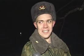 Кенгуру застрял в лейке