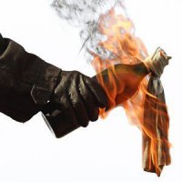 "На каждое действие - есть противодействие. А противодействие цыган - о%уенная штука!"
Адрес конторы узнать просто. А дальше - картинка:
