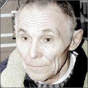 у меня физрук в институте был спортсмен-конькобежец, в зимней Олимпиаде в Гренобле участвовал. Анатолий Лепешкин.