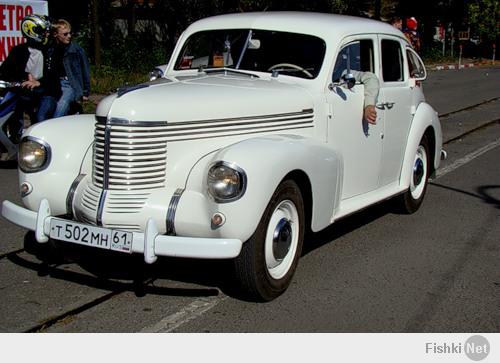 После показа Сталину автомобиль с аббревиатурой ГАЗ-М-20 было решено назвать "Победой". Газ 20 Победа был скопирован с «Опель Капитан» (Opel Kapitan) 1938 года выпуска.