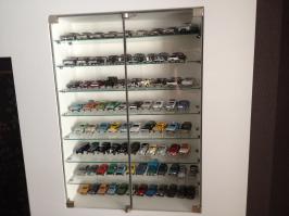 Коллекционер моделей советских авто