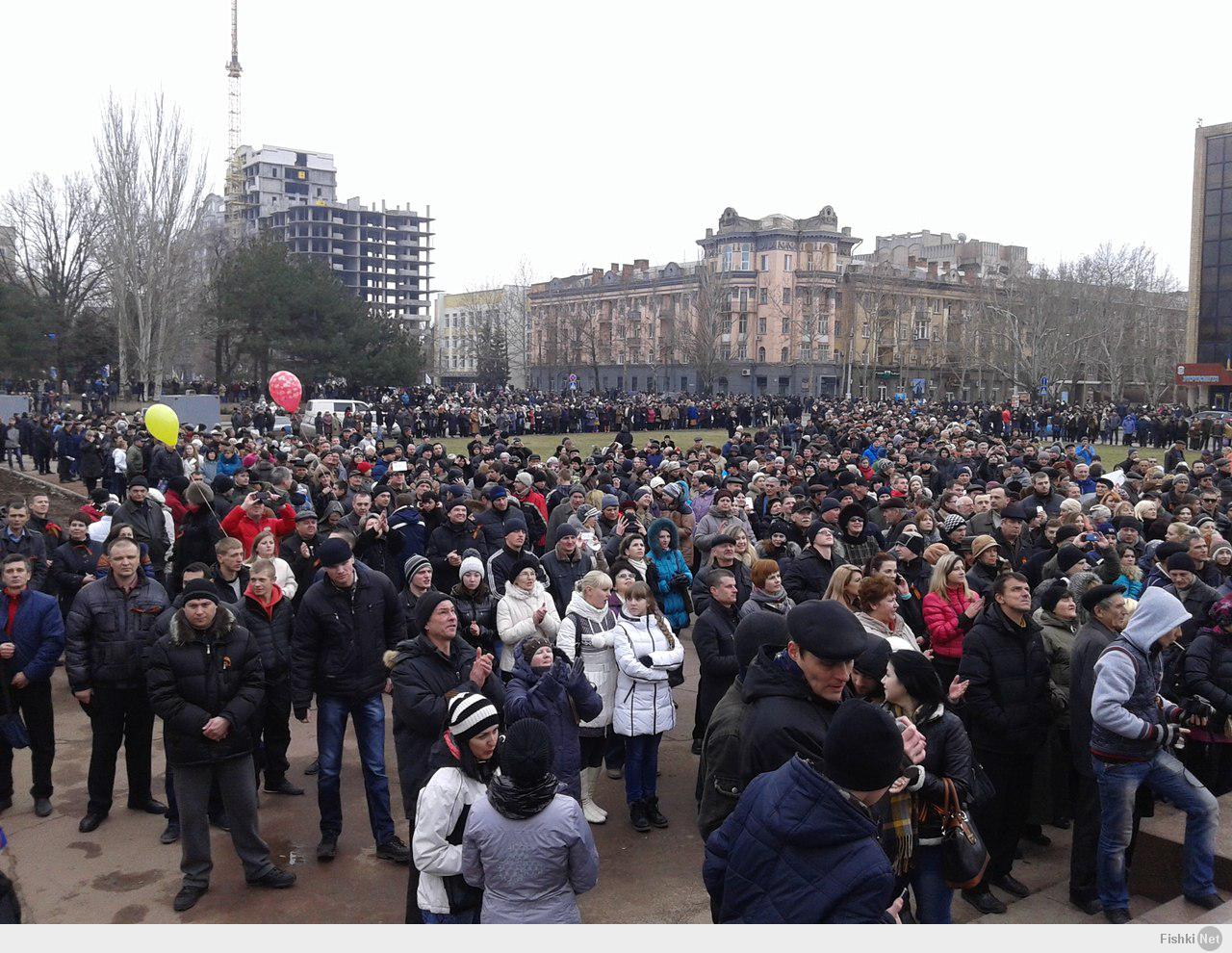 Херсон 2014 пророссийские митинги. Пророссийский митинг в Херсоне. Солянка майдана