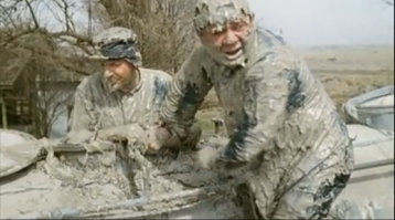 Позитив: "Героическая высадка команды НАТО в Крыму"