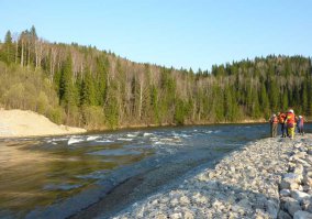 Парни только вернулся со сплава по реке Вильве Пермский край, блин супер отдых, катамараны, походная банька, палатки, ушица и многое, многое, многое....