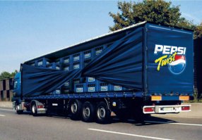 Это не аэрография,это реклама тентов...