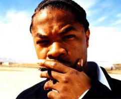 Xzibit, нервно курит ))) Молодец!