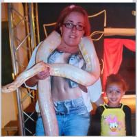 По-моему, голова не от этого туловища...