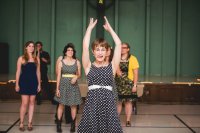 Где букет? Где борьба? Где, наконец, свадьба? :)