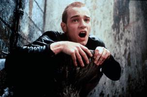 Cначала прочитал: - йога в кино с МакГрегаром