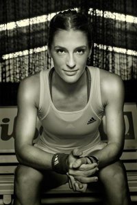 Странно, что а списке нет Петкович. И играет хорошо, и симпатичнее многих из вышеприведенных