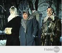 Во именно их и вспоминаю когда говорят о актерах сыгравших женщин